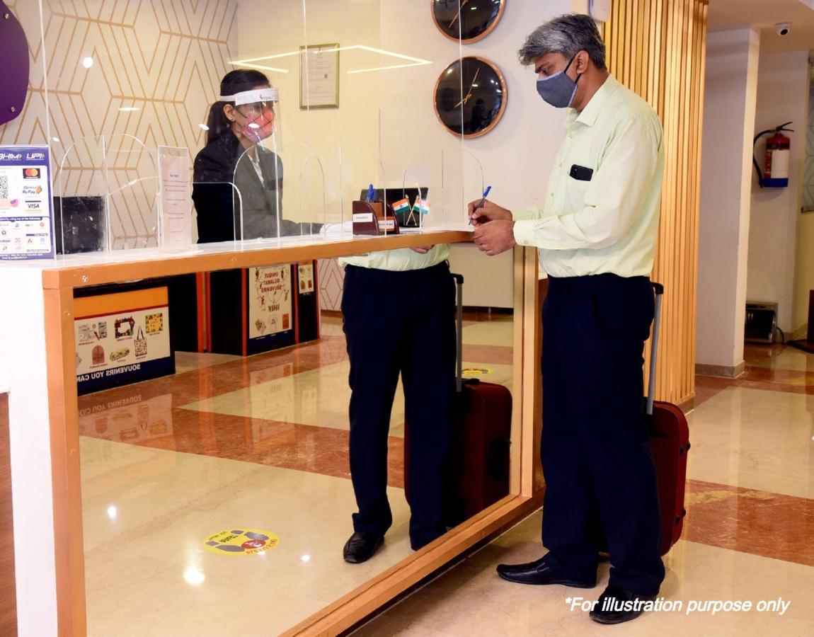 Super Oyo Hotel El Classics Srīnagar エクステリア 写真