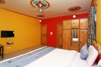 Super Oyo Hotel El Classics Srīnagar エクステリア 写真